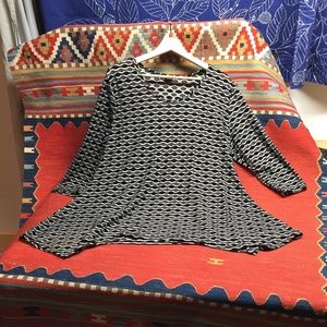 Tianello Black and White Tunic